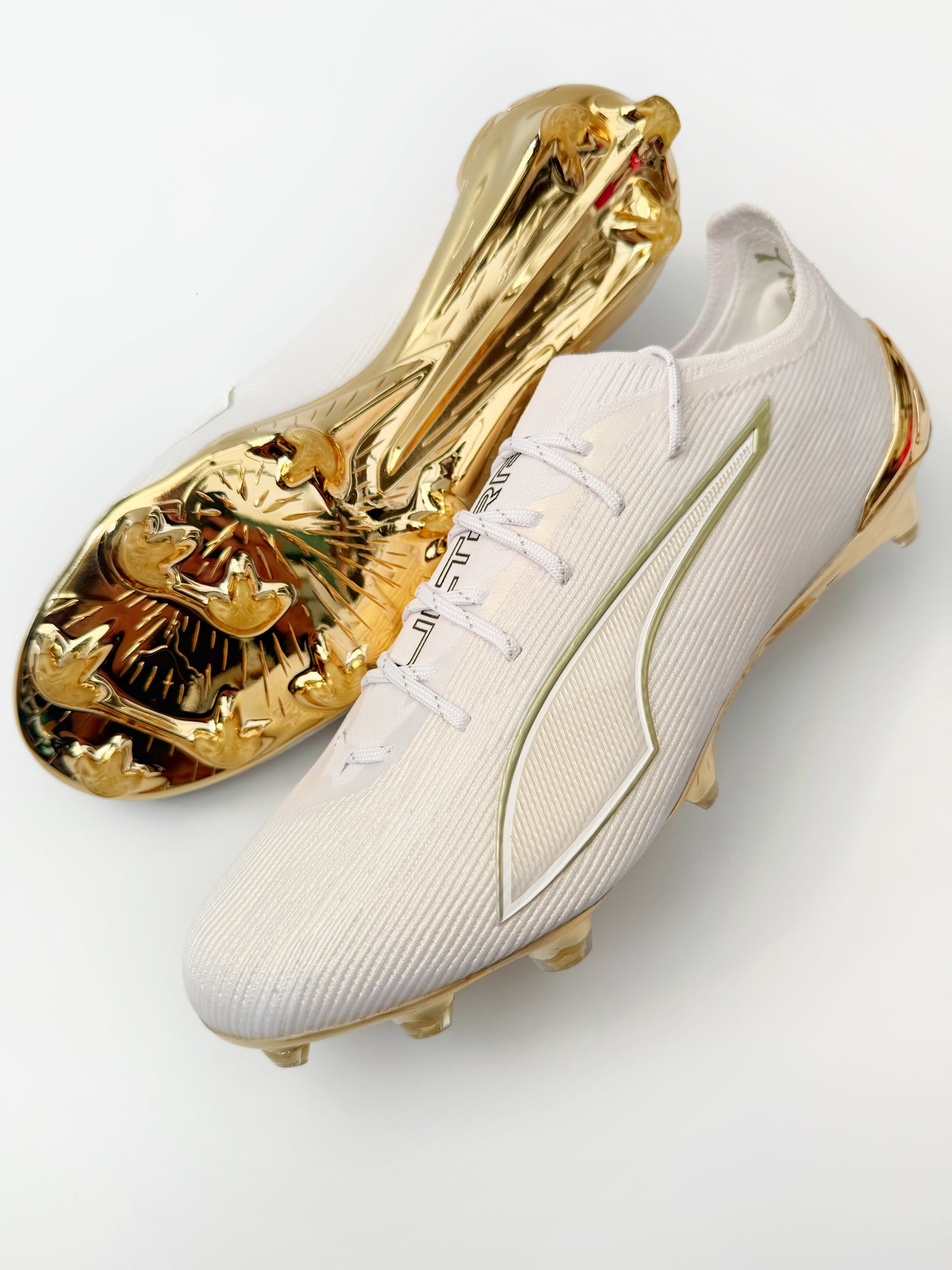 Puma Ultra 6 Ultimate FG 'White and Gold' Pack