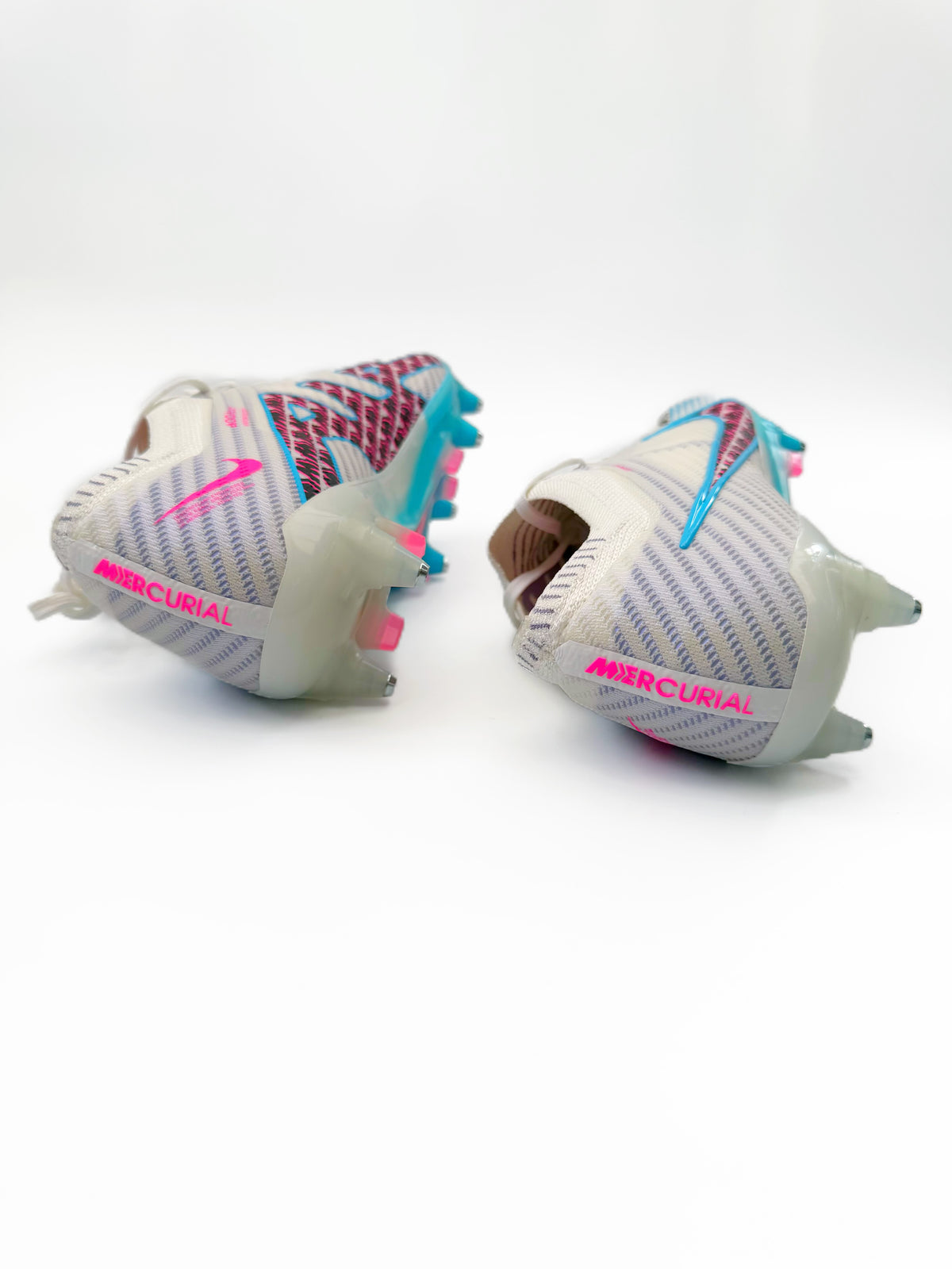 Nike Zoom Mercurial Vapor 15 Elite SG- White/Pink Blast/Indigo Haze/Baltic Blue