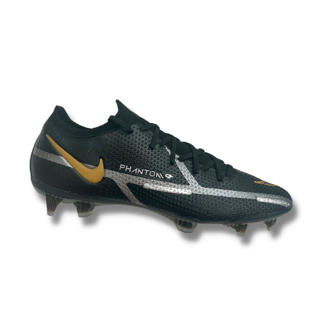 Gold sales nike phantoms