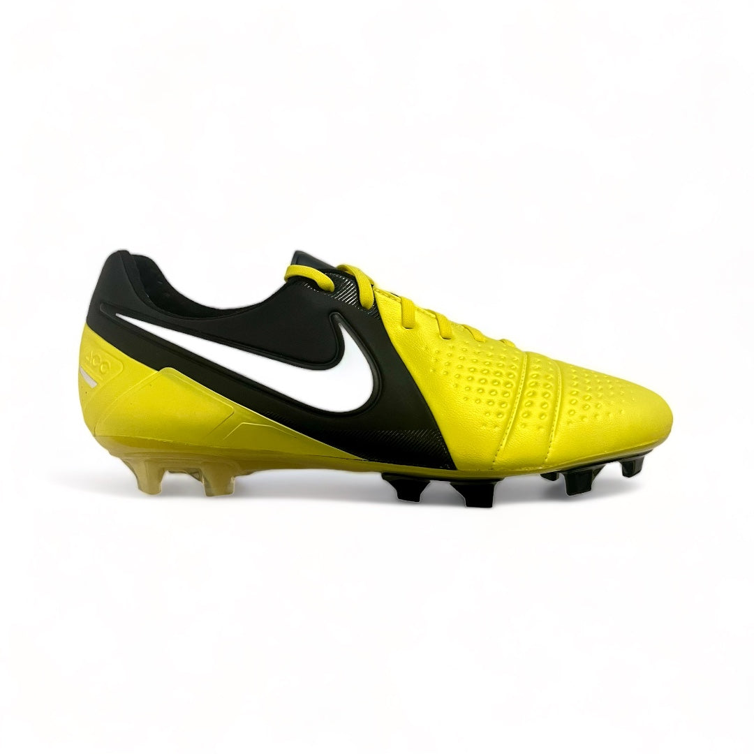nike ctr360 maestri iii price in india