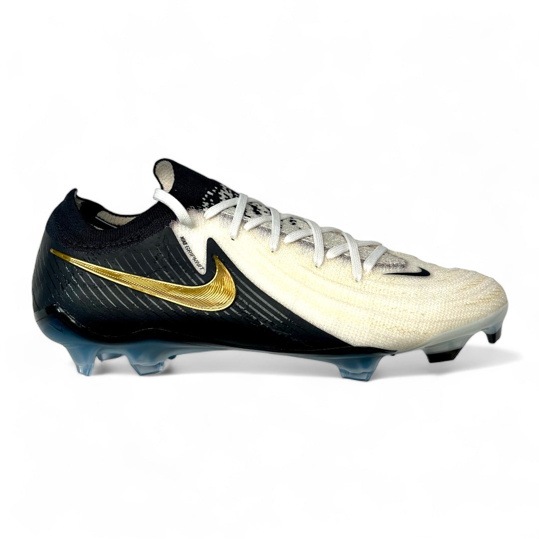 Nike Phantom GX 2 Elite FG White Metallic Gold Coin Black TopSpecBoots