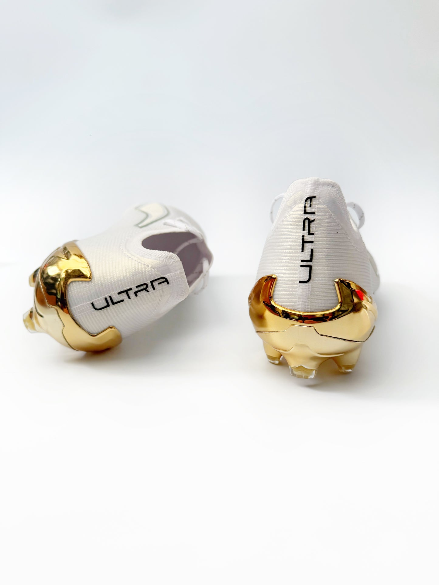 Puma Ultra 6 Ultimate FG 'White and Gold' Pack