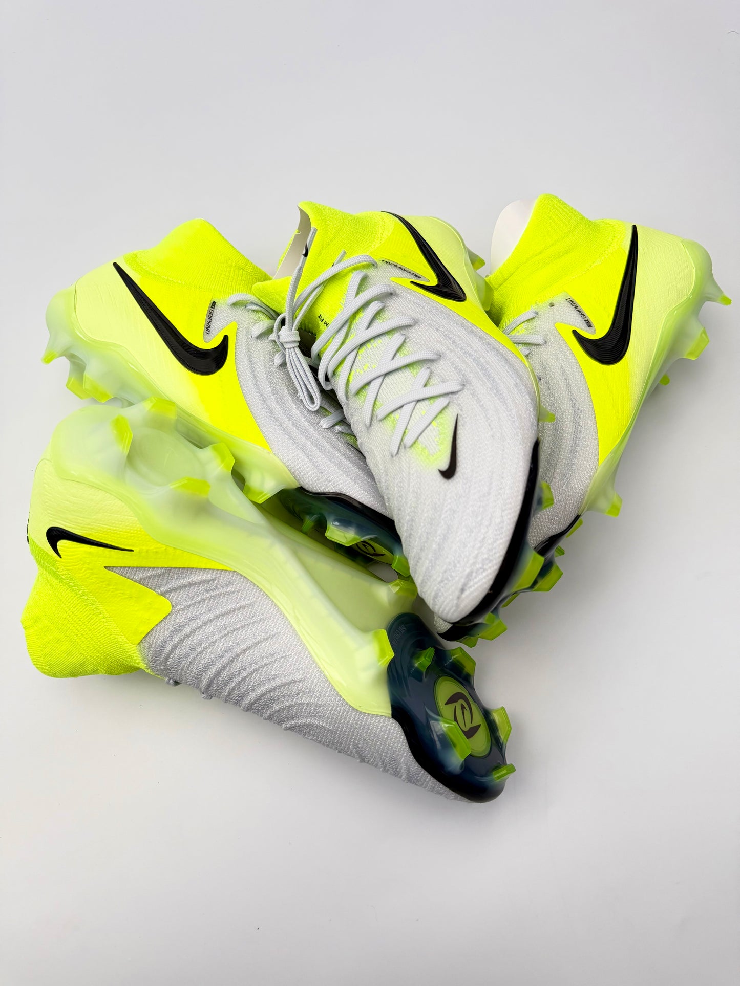 Nike Phantom Luna II Elite FG Metallic Silver/Black-Volt