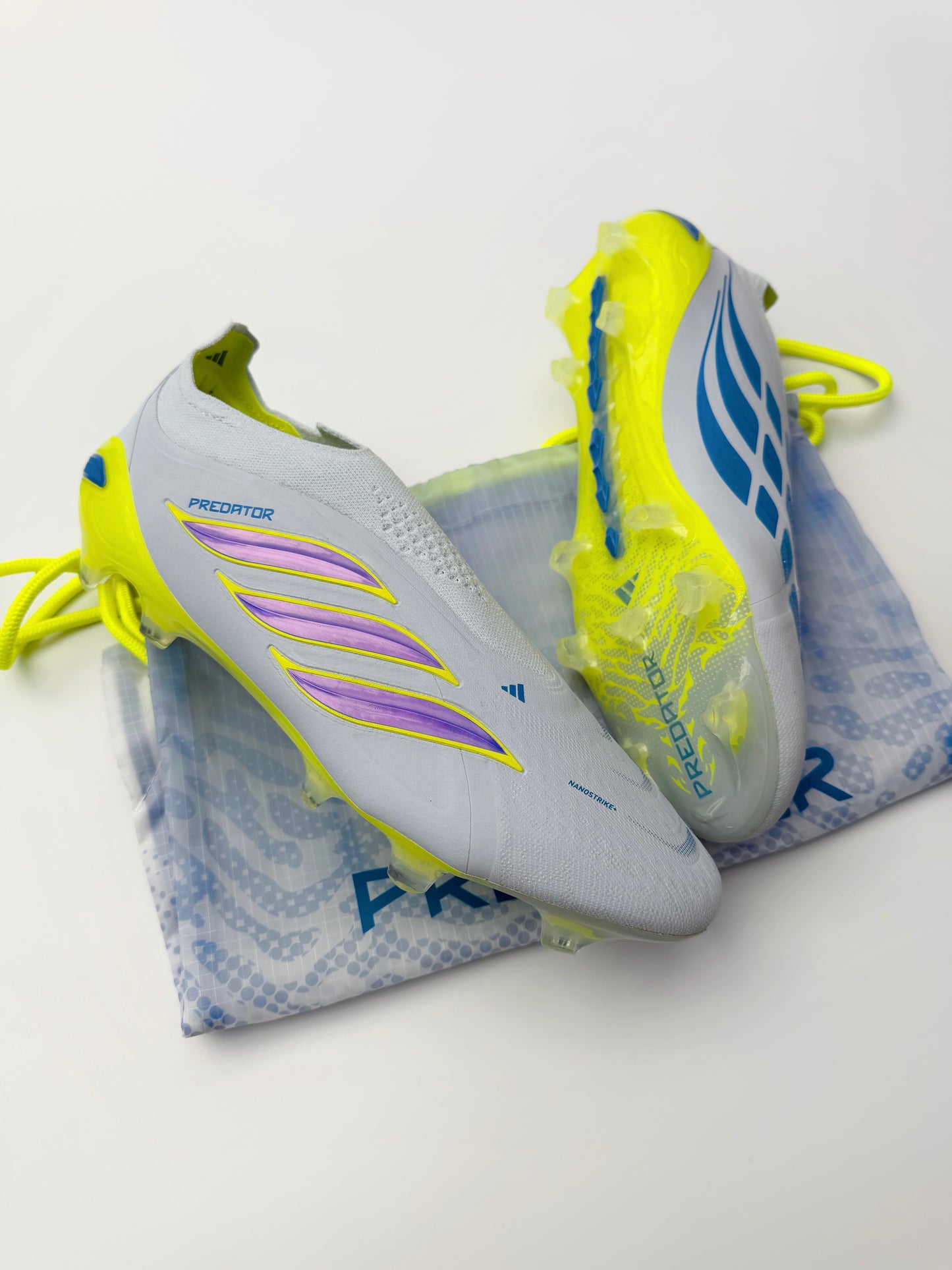 Adida Predator Elite Laceless 'Ice Cold Precision' Crystal Sky/Ray Blue/Team Solar Yellow