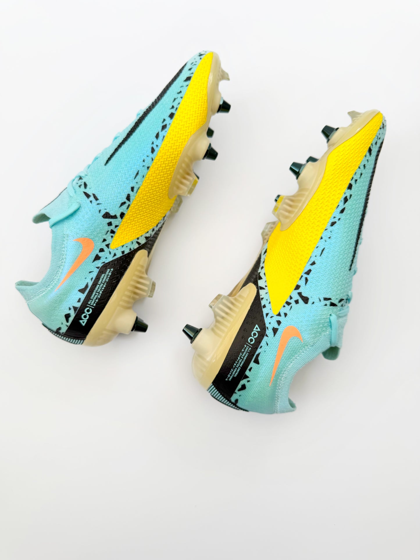 Nike Phantom GT2 Elite SG Player Edition - Glacier Ice/Black/Yellow Strike
