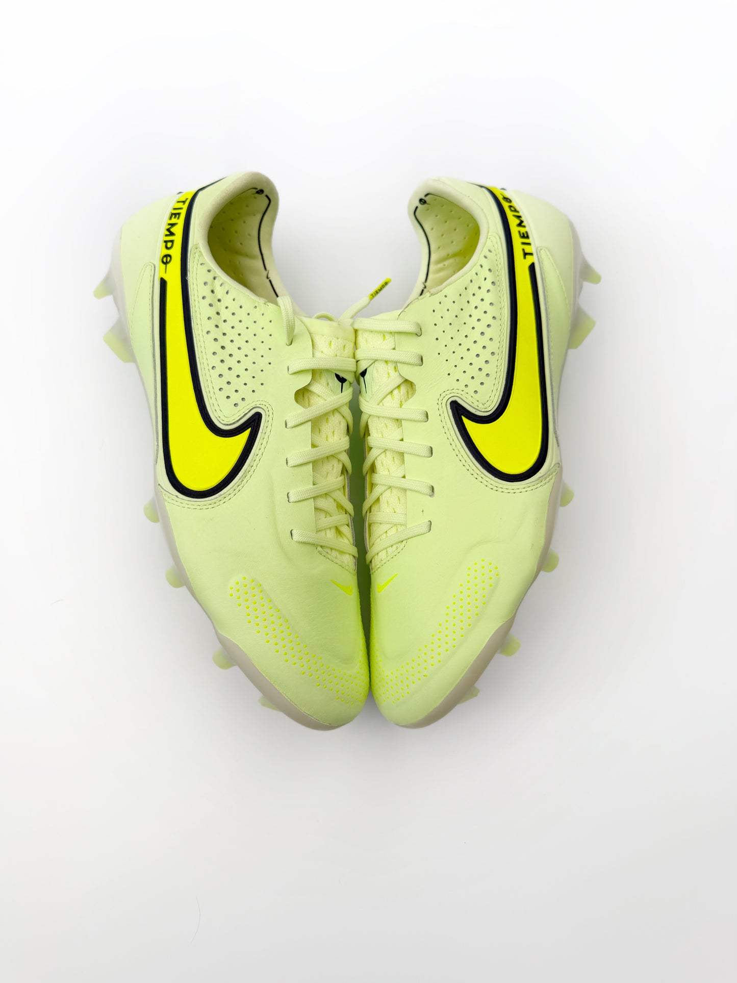 Nike Tiempo Legend 9 Elite FG 'Luminous Pack' Barely Volt / Summit White / Volt