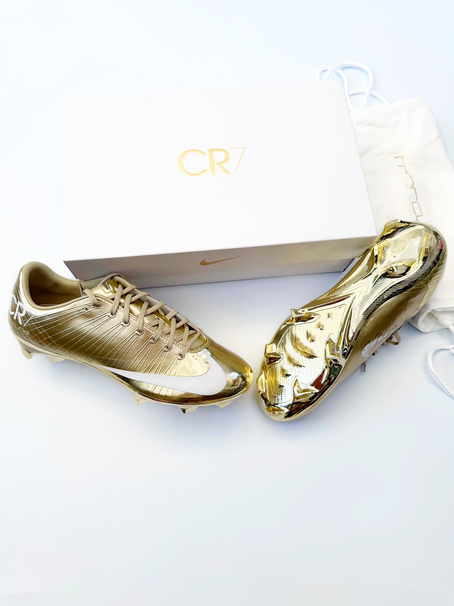 Nike Mercurial Superfly 1 RGN SE FG Mtlc Gold Star/White