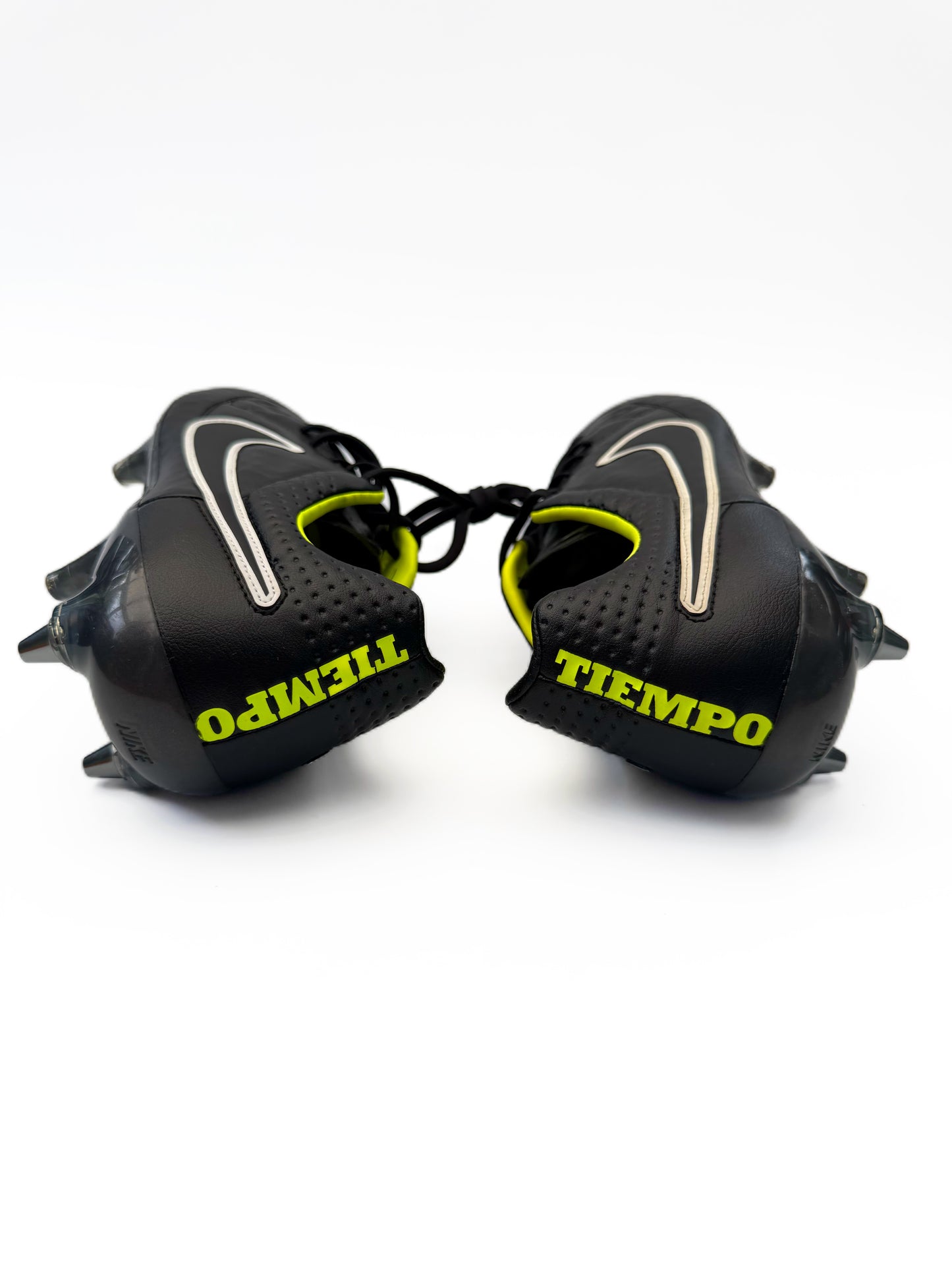 Nike Tiempo Legend 5 SG-Pro 'Black Volt'