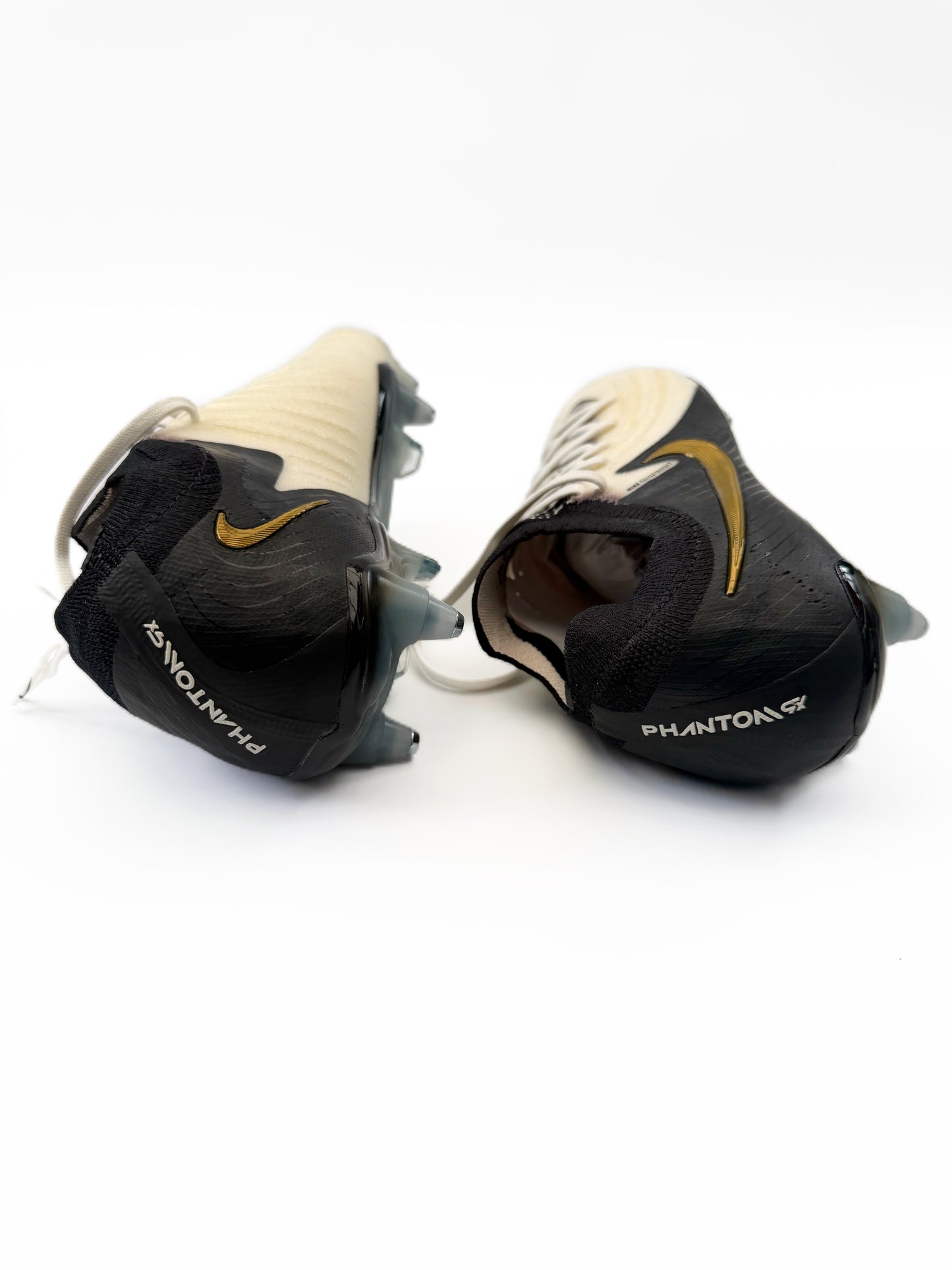 Nike Phantom GX 2 Elite SG-Pro Anti Clog - White/Metallic Gold Coin/Black