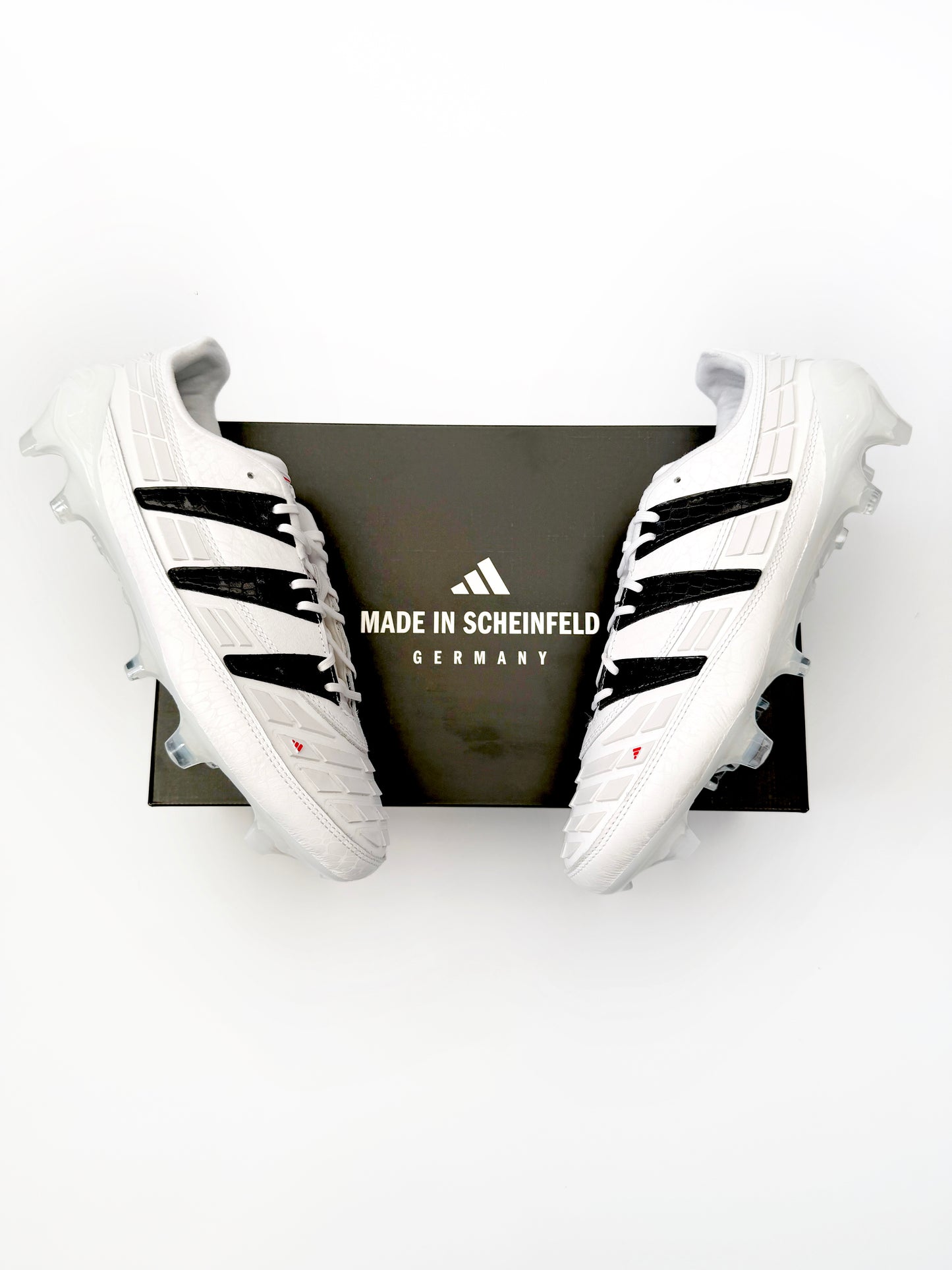 Adidas Predator 94 Reverse FG Ftwr White/Core Black/Ftwr White