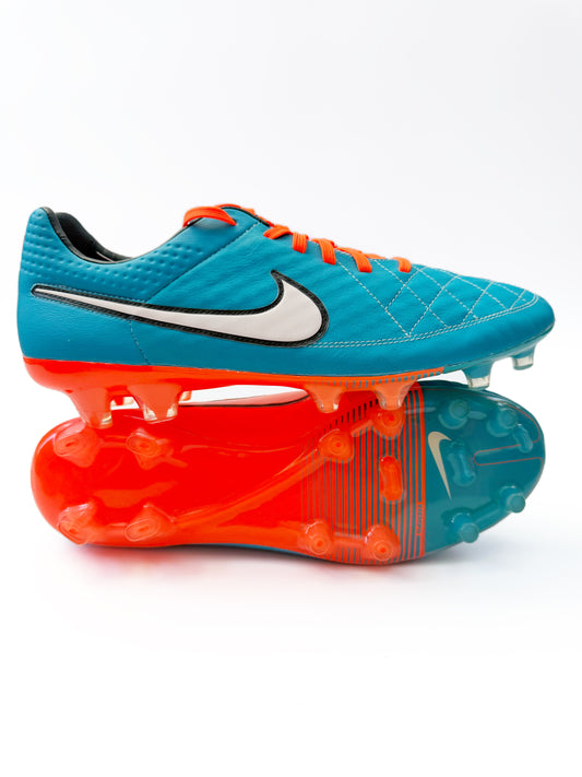 Nike Tiempo Legend 5 FG - Neo Turquoise / White / Hyper Crimson / Black
