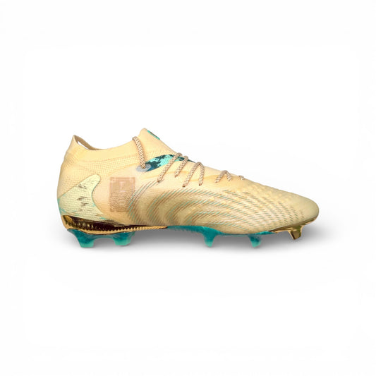 PUMA FUTURE 9 ULTIMATE FG - CREAMY VANILLA/PUMA GOLD - Limited Edition - CNY